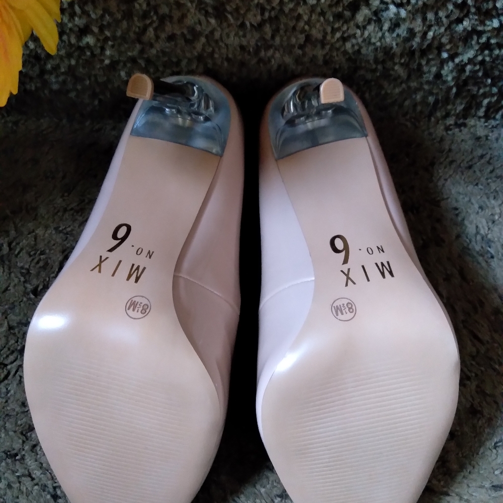 Women's Mix No 6 Danyah Pump - Picture 9 of 9